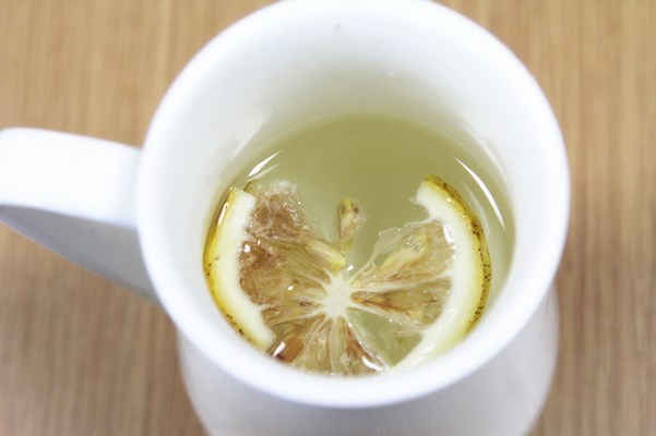 早晨起床第一杯水怎么喝才健康,早晨第一杯水怎样喝才是正确的