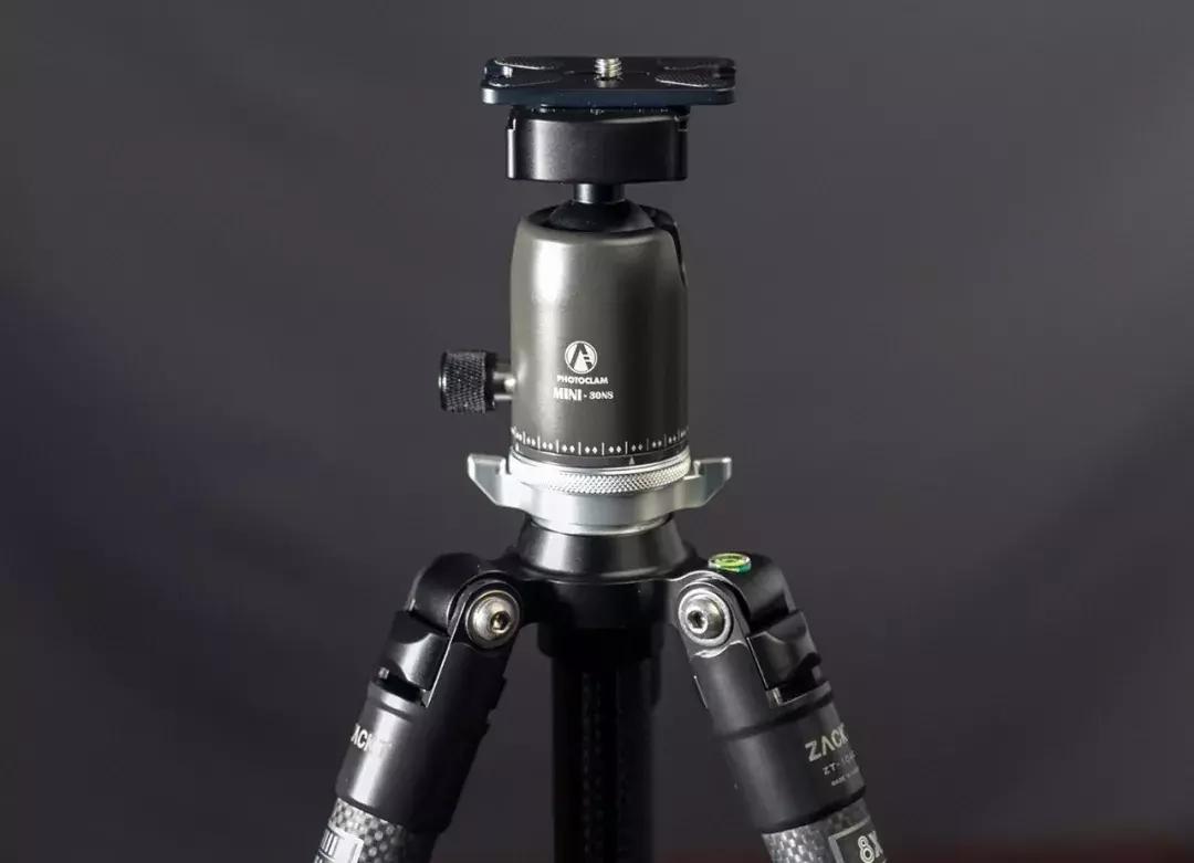 值得入手的三脚架,性价比较高的三脚架推荐