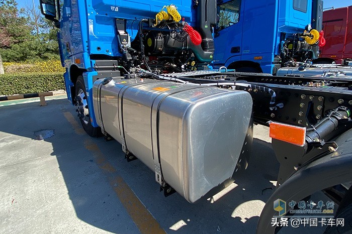 欧曼gtl快递车,快递用车