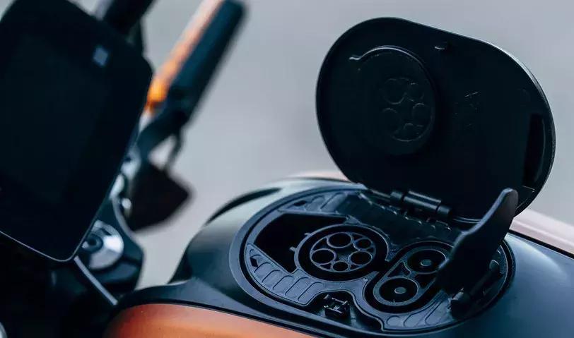 杜卡迪对比哈雷,哈雷杜卡迪川崎哪个好