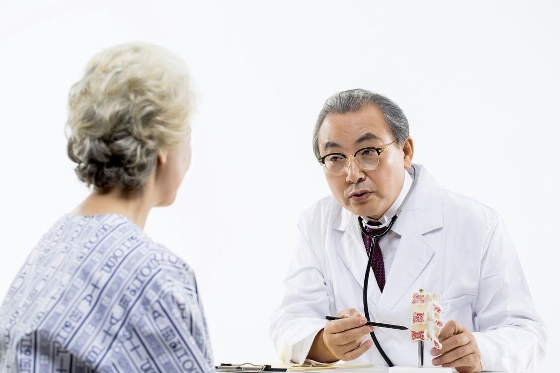 桑杏汤清燥救肺汤,桑杏汤可治肺燥失音吗