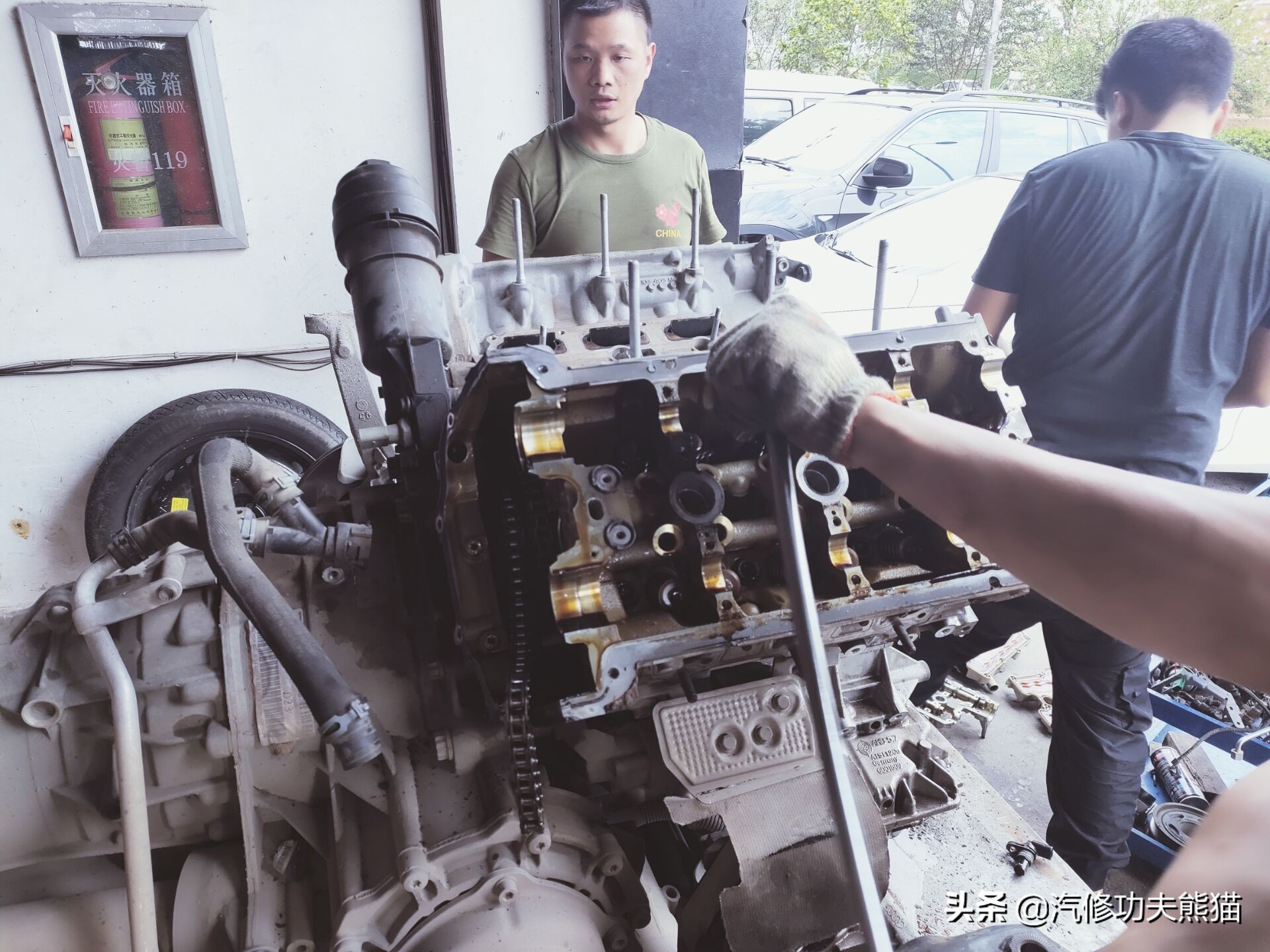 奥迪a8烧机油吗48v轻混,奥迪a8烧机油一千公里烧0.5正常吗