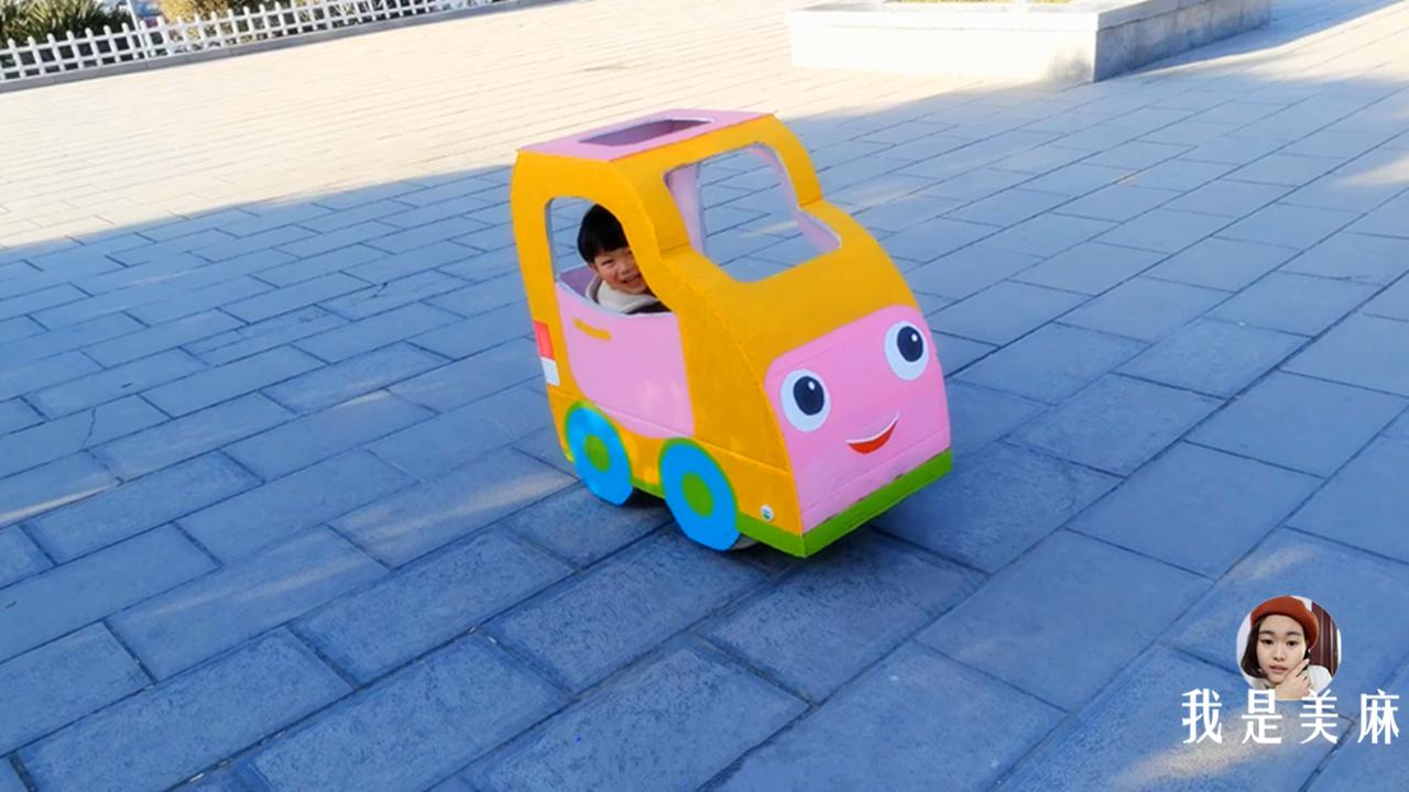 用纸箱给孩子做玩具简单的,爸爸用纸箱给孩子做玩具