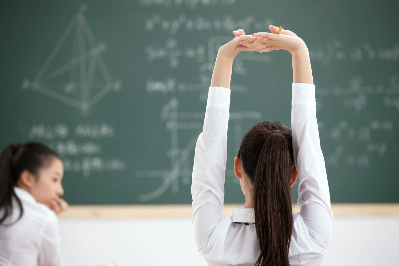 高中生兼职赚钱靠谱吗,16岁高中生暑假兼职什么最好