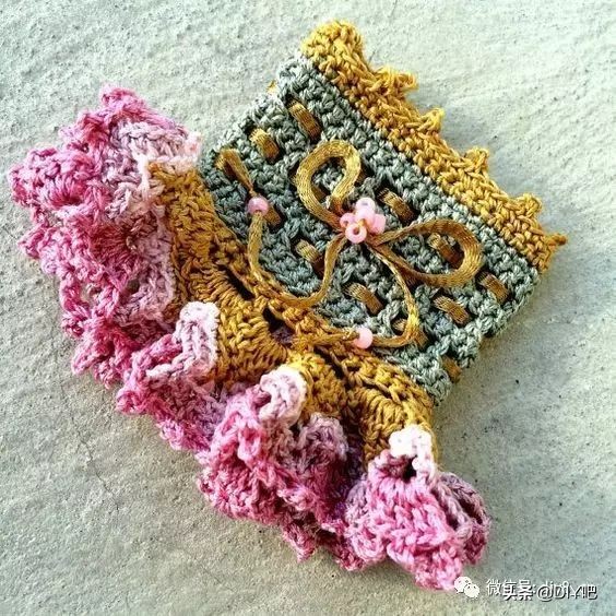 最新手套编织图冬,一线织到底的手套教程