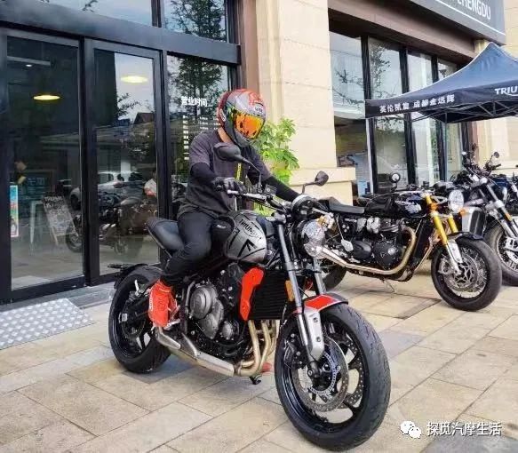 凯旋trident660缺点,凯旋660trident24款