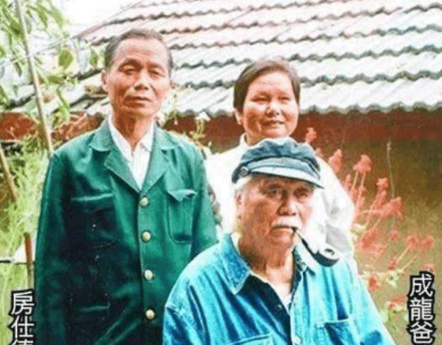 成龙66岁的传奇生涯,成龙65岁寿辰