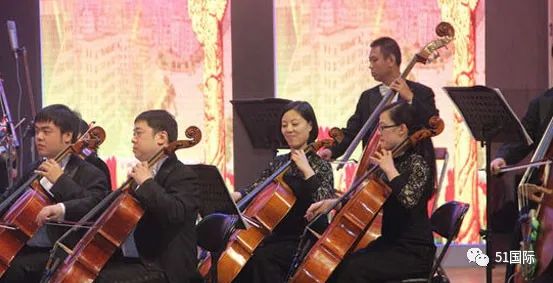 孩子上国际高中还是普通高中好,国际高中和普通高中的区别英语