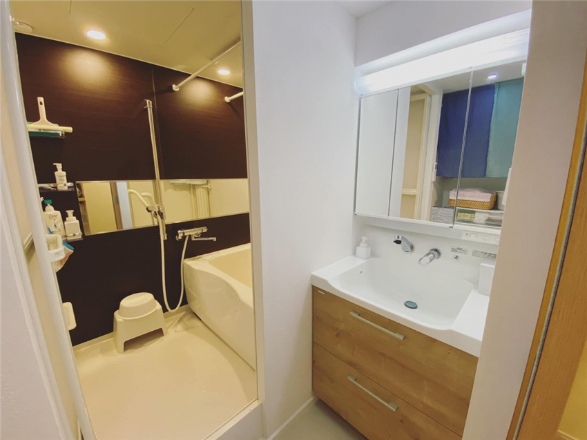 香港30平米小户型极简装修风格,香港一家四口60平设计