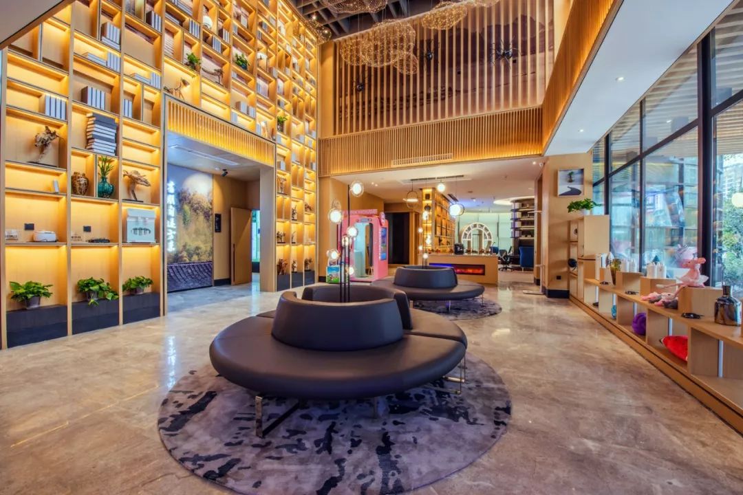 3年时间睡了300多家酒店！温州达人“睡”遍全国后回温开了家有“温度”的店