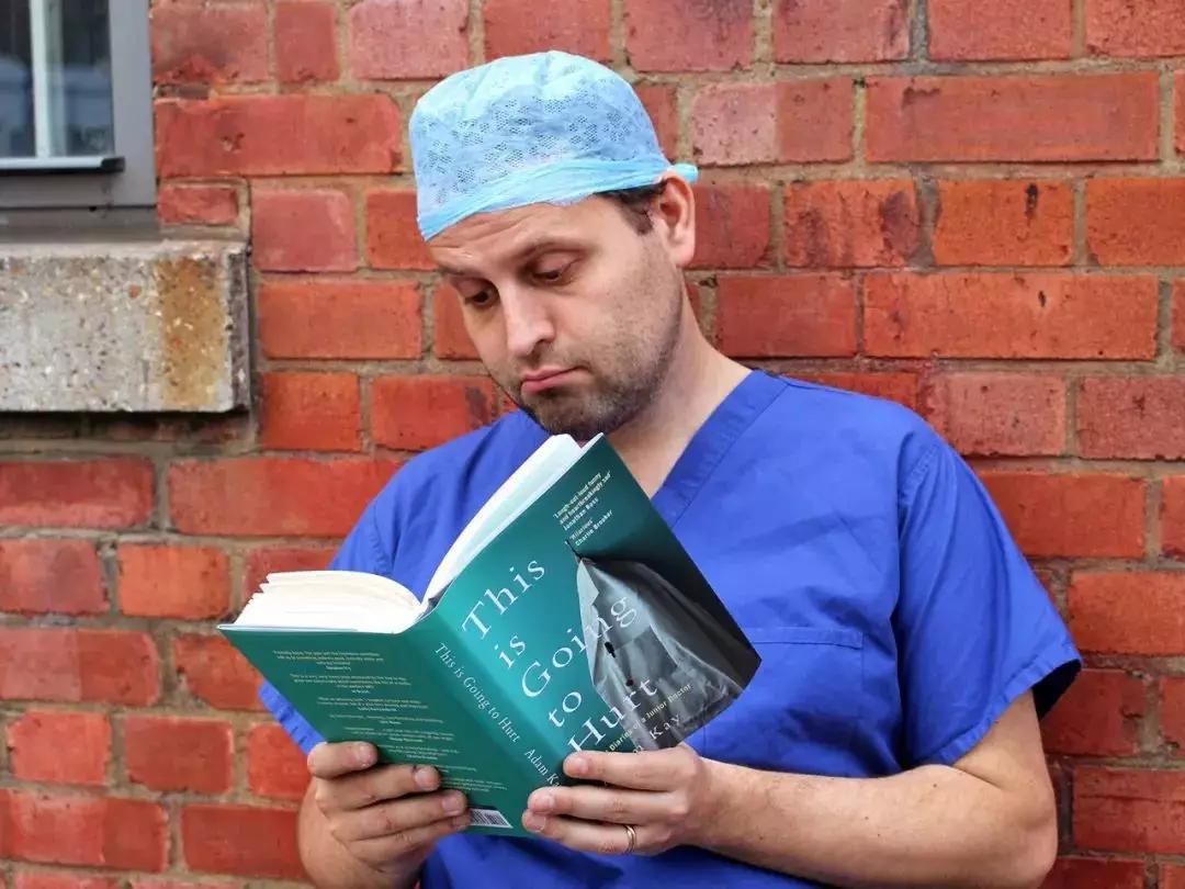 妇产科男医生搞笑经历,男妇科医生搞笑时刻