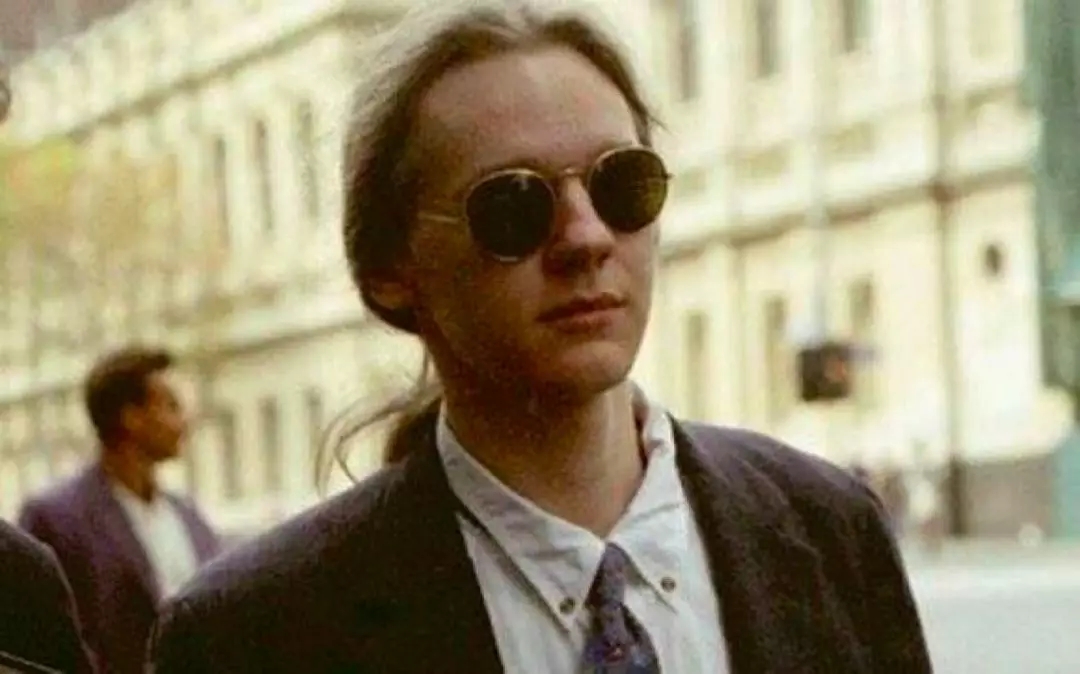 阿桑奇：好奇的眼睛绝不会干涸