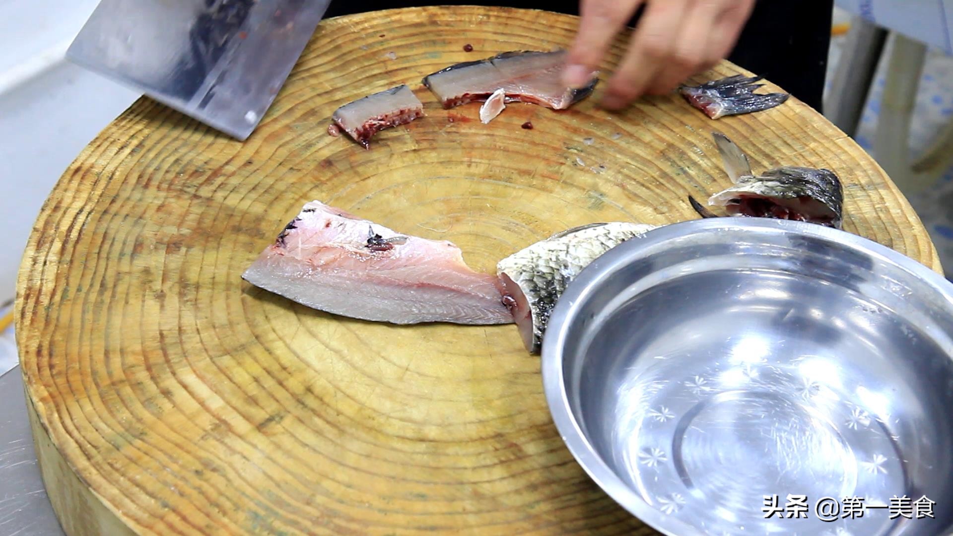 糖醋鱼块红烧鱼块的家常做法简单,湖南香辣鱼块的正宗红烧鱼块做法