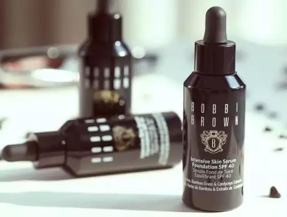 冬天十大遮瑕最好平民粉底液,冬日干皮遮瑕效果好的大牌粉底