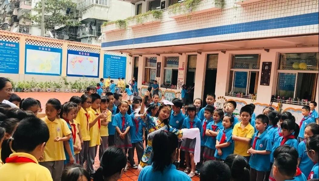 厦门市湖滨小学六年2班,福建省厦门市湖滨小学1997年