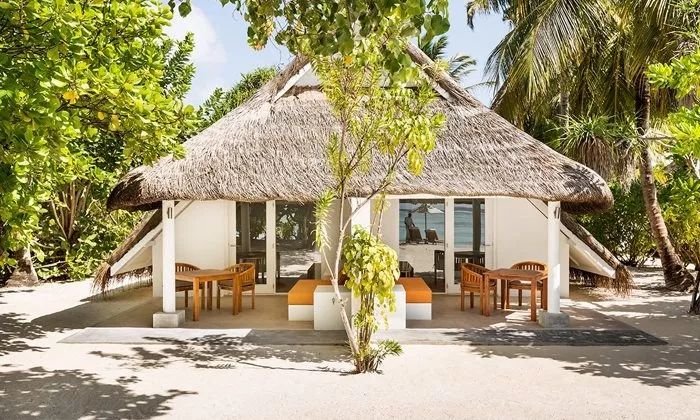 南阿里环礁,丽世岛度假村