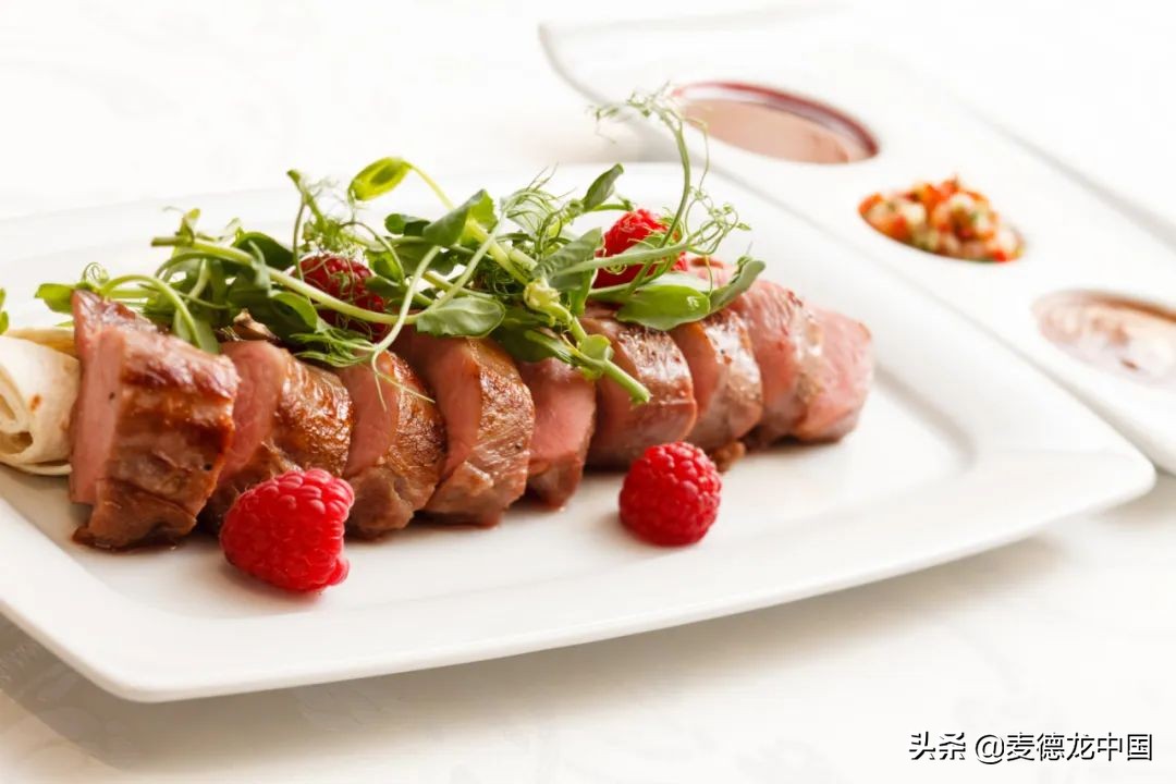 雷司令甜白葡萄酒跟什么最搭,雷司令白葡萄酒的经典产区