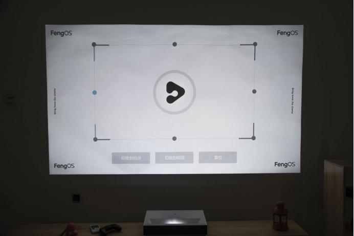 性价比神机百元,峰米4kcinemapro激光电视