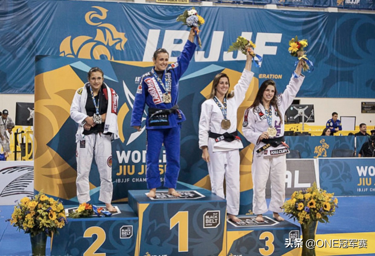 征服不服！柔术女王的格斗简史