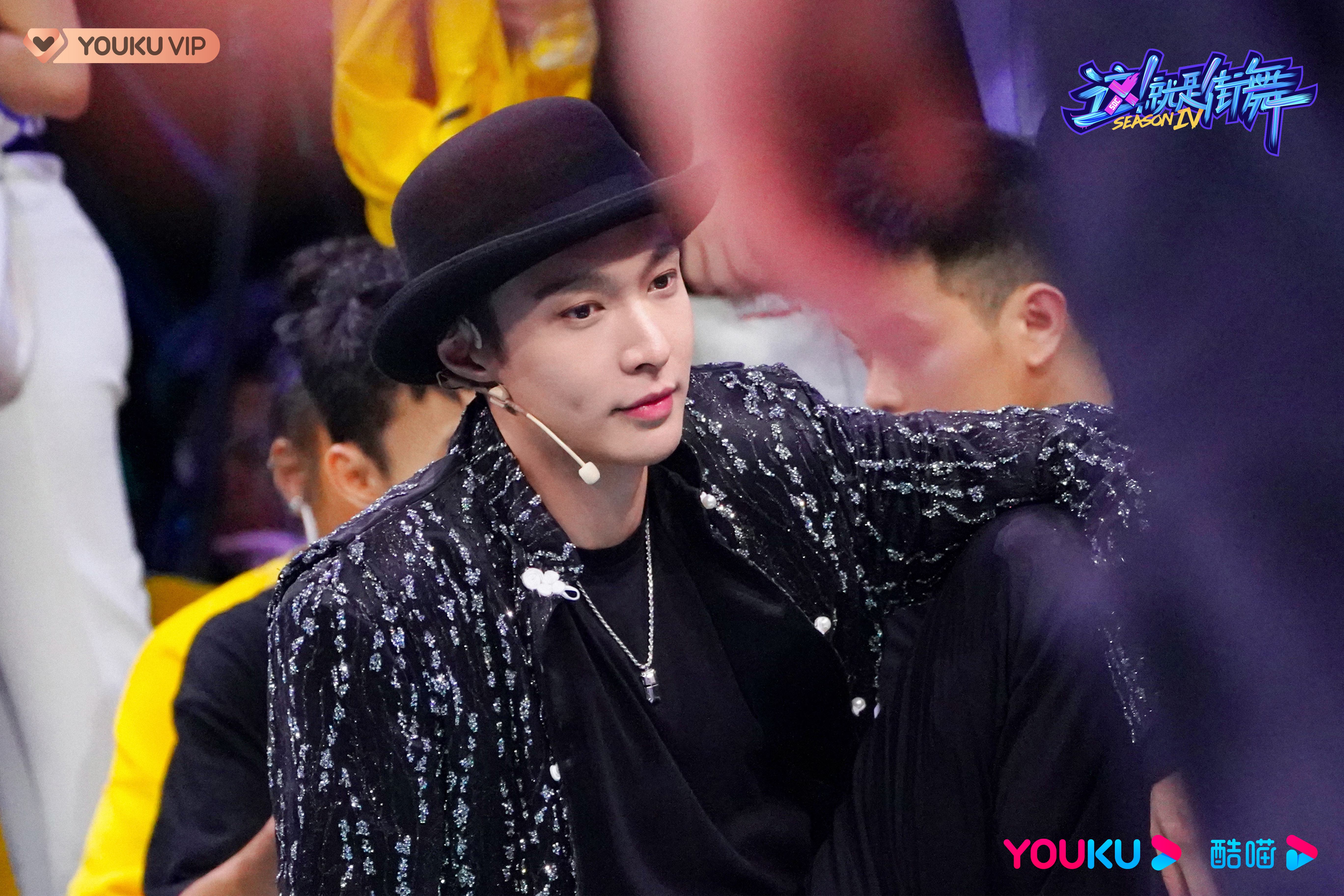 街舞4内部对王一博评价,街舞4决赛后王一博离开的视频