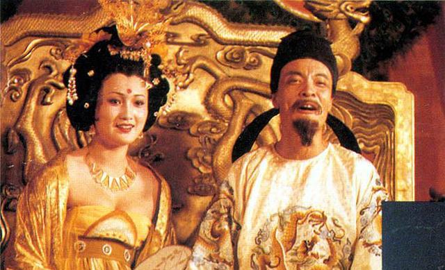 90年代女歌手林芳兵,林芳兵周洁哪个更美