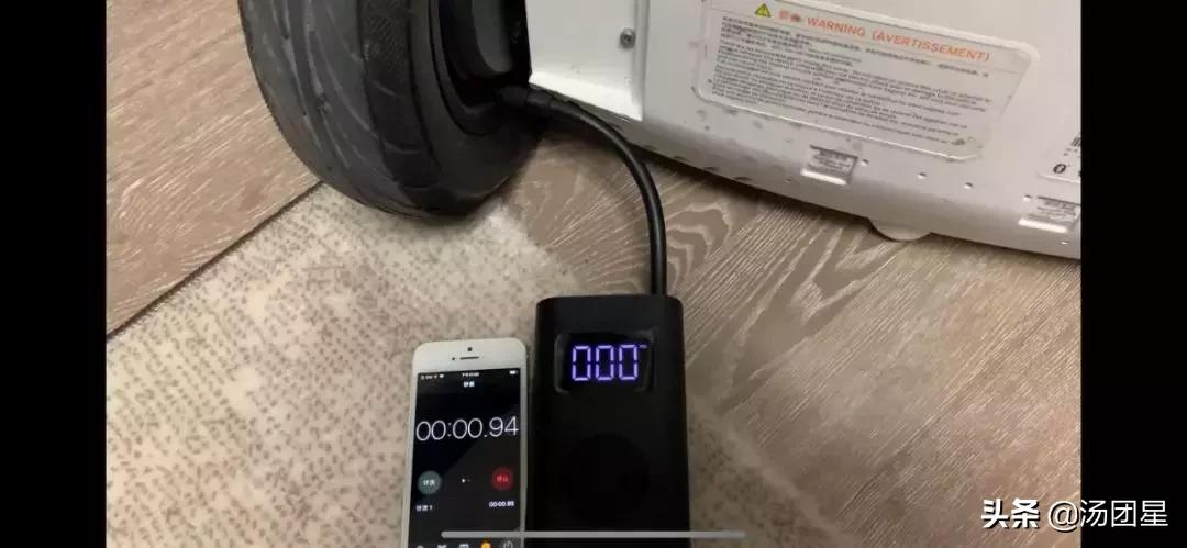 小米出了几款产品,小米的有锁和无锁