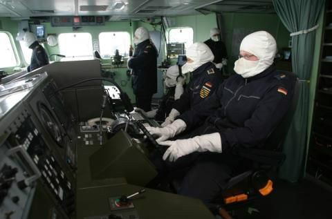 海军防护面罩和手套,海军人员戴的头套