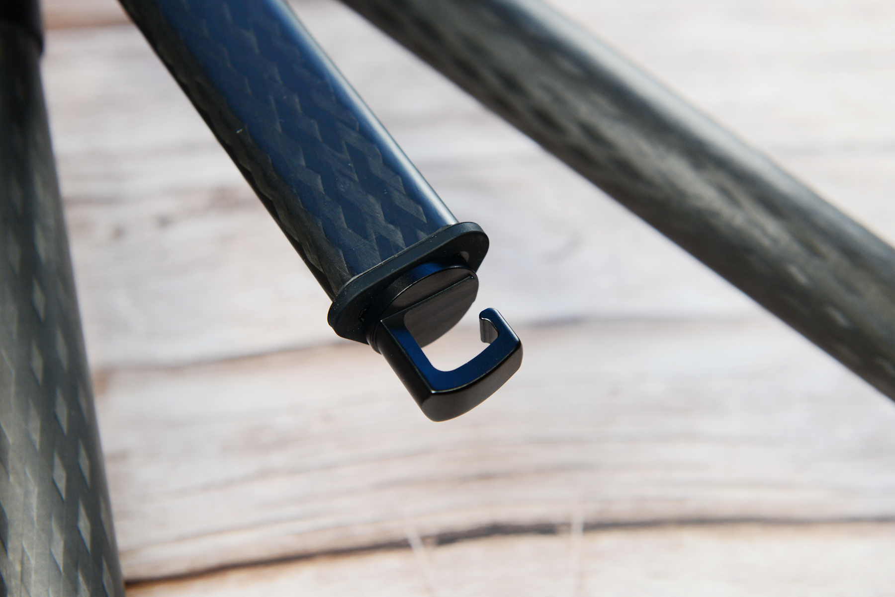 思锐t1204x碳纤维三脚架,思锐长焦三脚架推荐