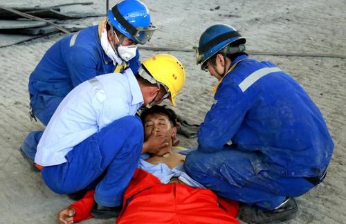 极地冰盖融化会造成什么样,南北极冰盖融化海平面会升高多少