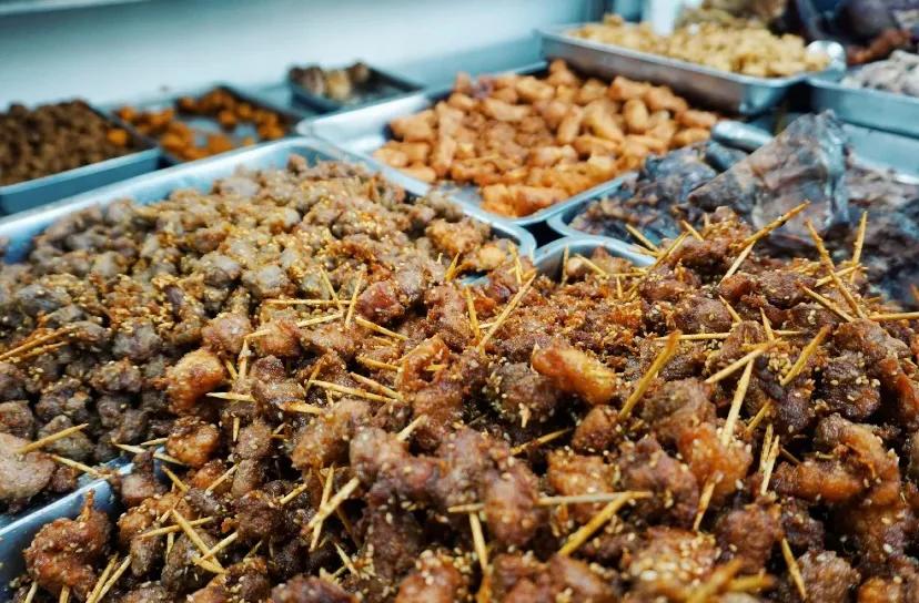 国内专坑游客的8条美食街,国内专坑游客的10条美食街