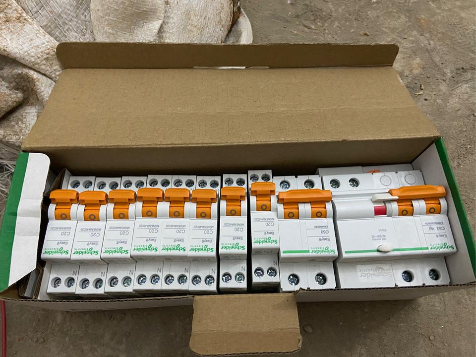 装修房子全包和半包的区别在哪,相同材料半包比全包省多少钱