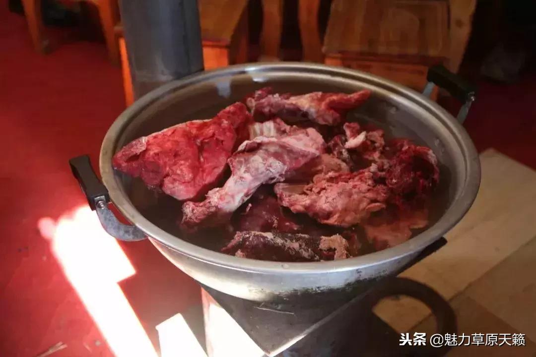 今年冬季锡林郭勒在等你，看燃情冰雪，尝美味蒙餐，听温情牧歌