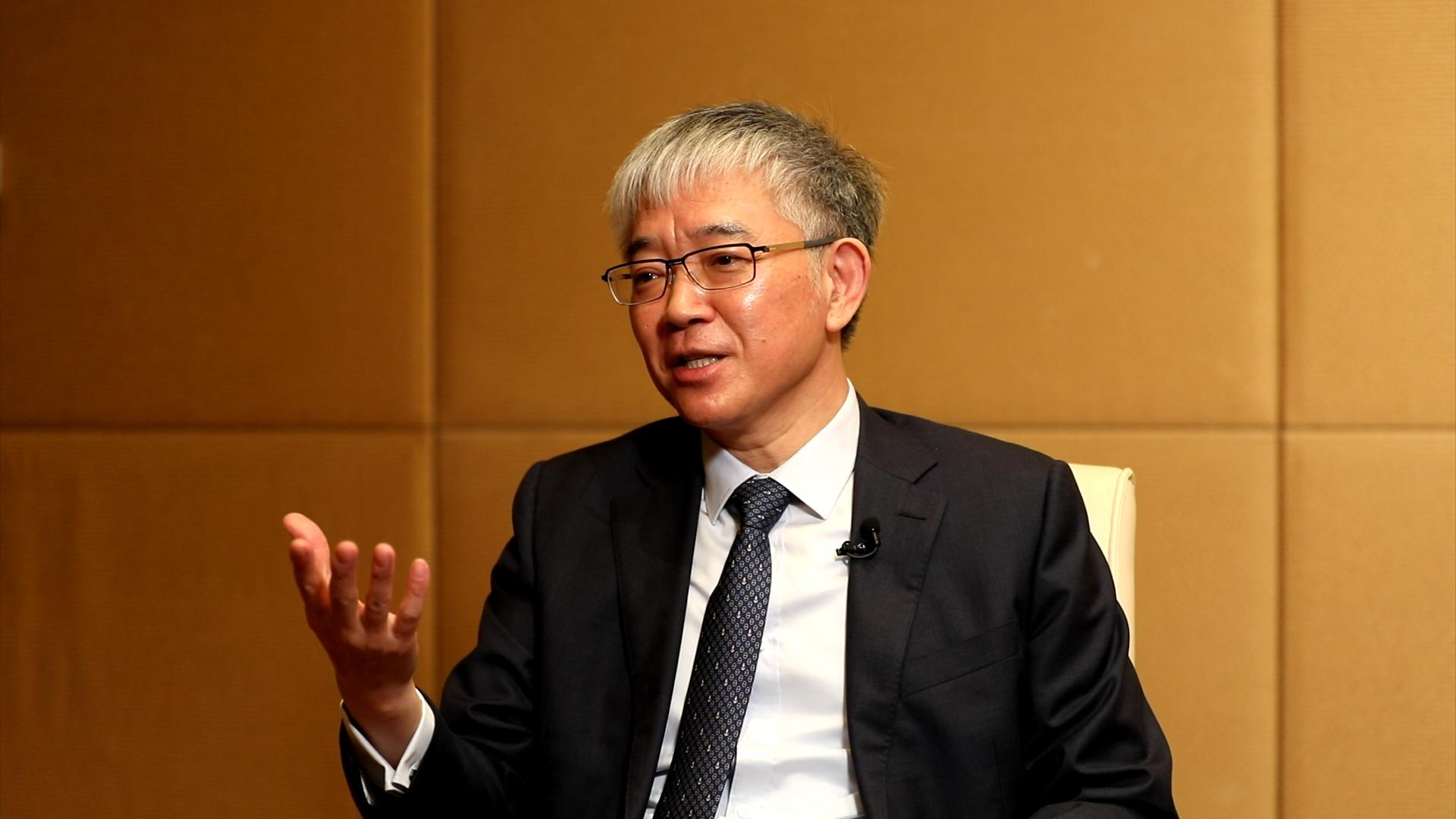 刘晓春：有企业倒闭是正常的，要允许小微企业的*款贷**利率高一些