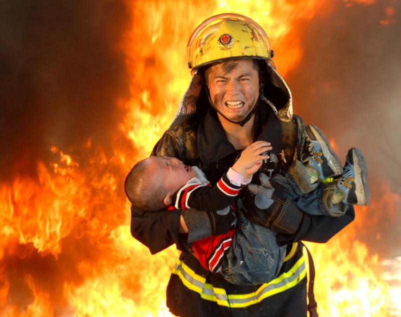 从消防员感悟生命的意义,消防员刻在骨子里的责任与使命