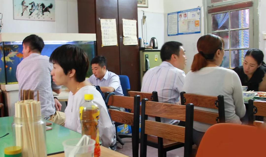 火了30年！22家藏在地铁旁的王牌小店，不用导航就能找到