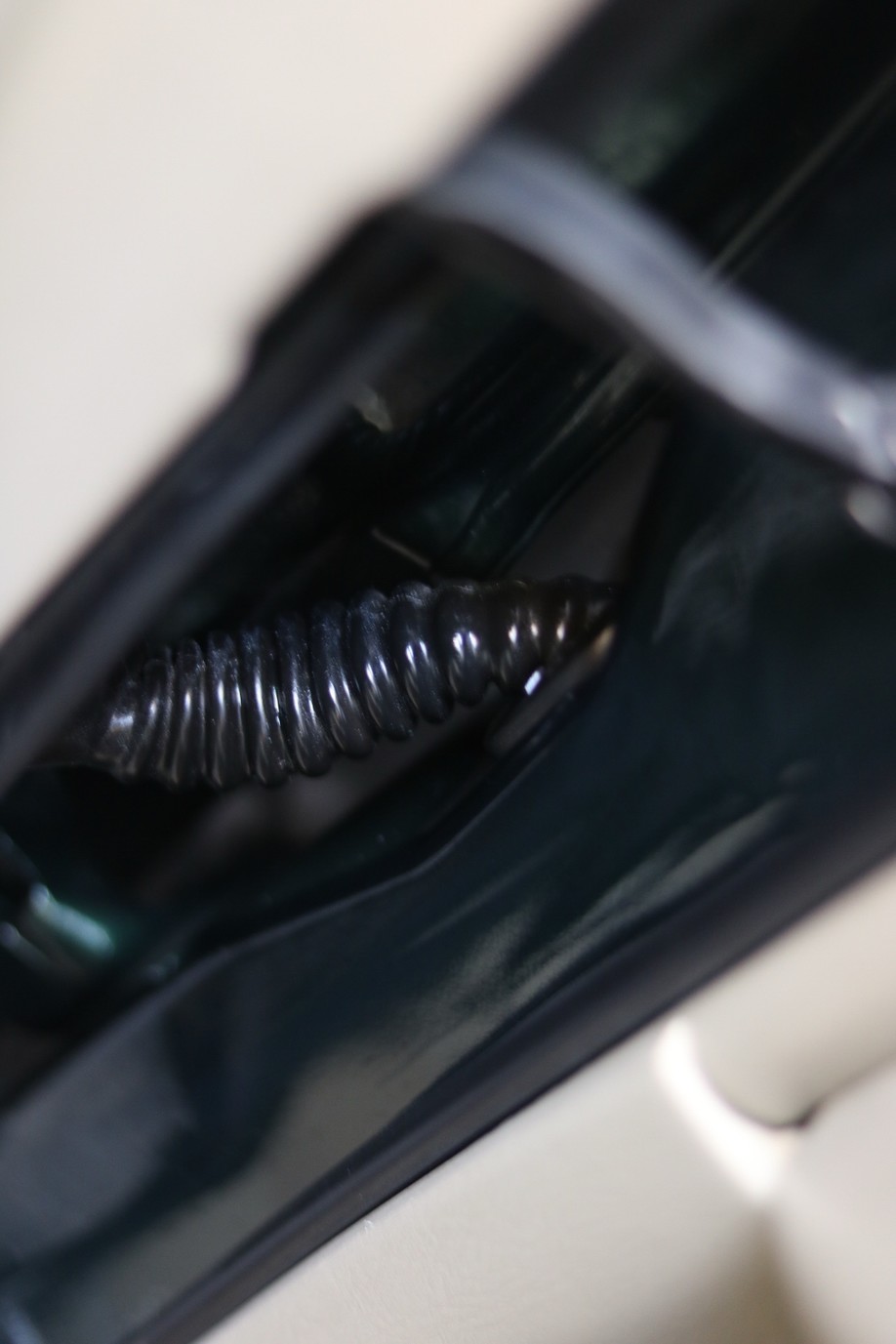 怪兽修车:修复一辆09款中东版丰田霸道,最终旧车变新车