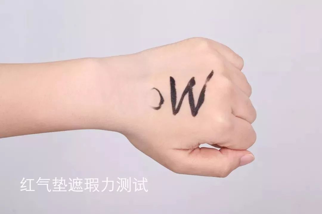 3000W人看李佳琦直播,也要拍戏了?他推荐的到底值不值得买呢?