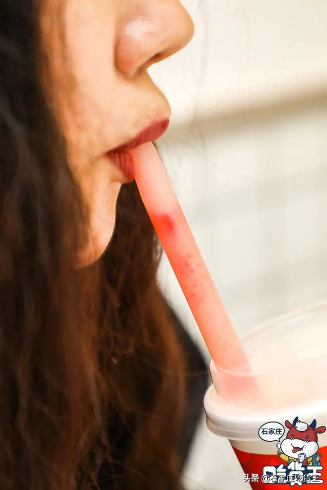 火爆国际庄的「港饮之港」搞事情啦！不超10元Get爆款