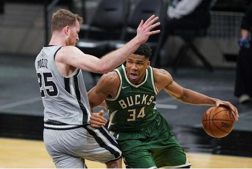 雄鹿字母哥被篮网打爆,雄鹿战胜勇士字母哥犯规