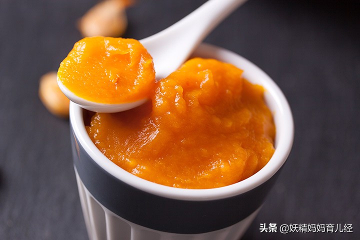 6个月的宝宝辅食怎么吃才营养,6个月的宝贝辅食怎样做比较合理