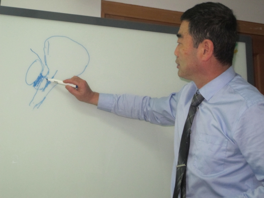 昆医大附一院女性盆底应力性损伤重建术达到国际先进水平