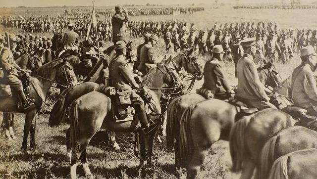 林彪的同学，国民*党**军中有名的悍将，毛*东泽**曾评价“狡如狐，猛如虎”