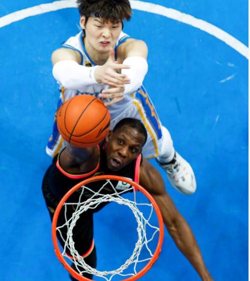 辽宁横扫夺冠,辽宁横扫广厦夺冠