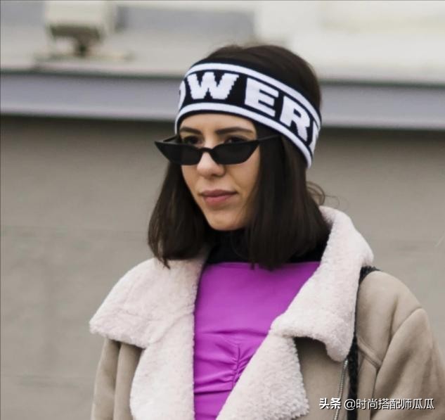 这个春天学会用“发带”凹造型,承包你一年的时髦