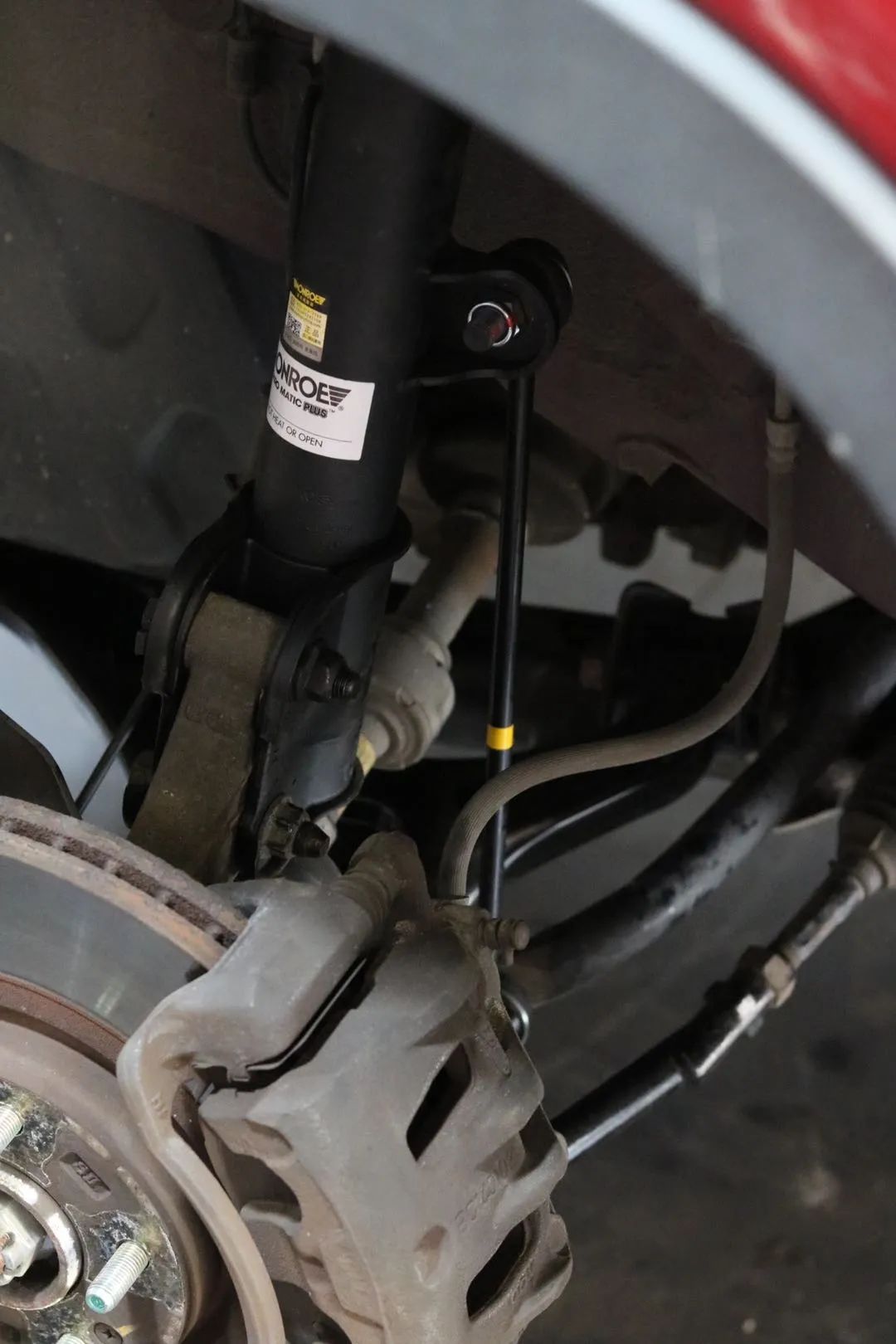 怪兽修车：翻新“老旧状态”的11年起亚索兰托，15万公里重回巅峰