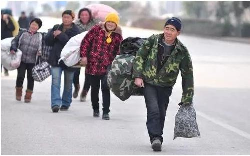 朔日不出门望月不回家是什么意思,古人讲七不出门八不回家的含义