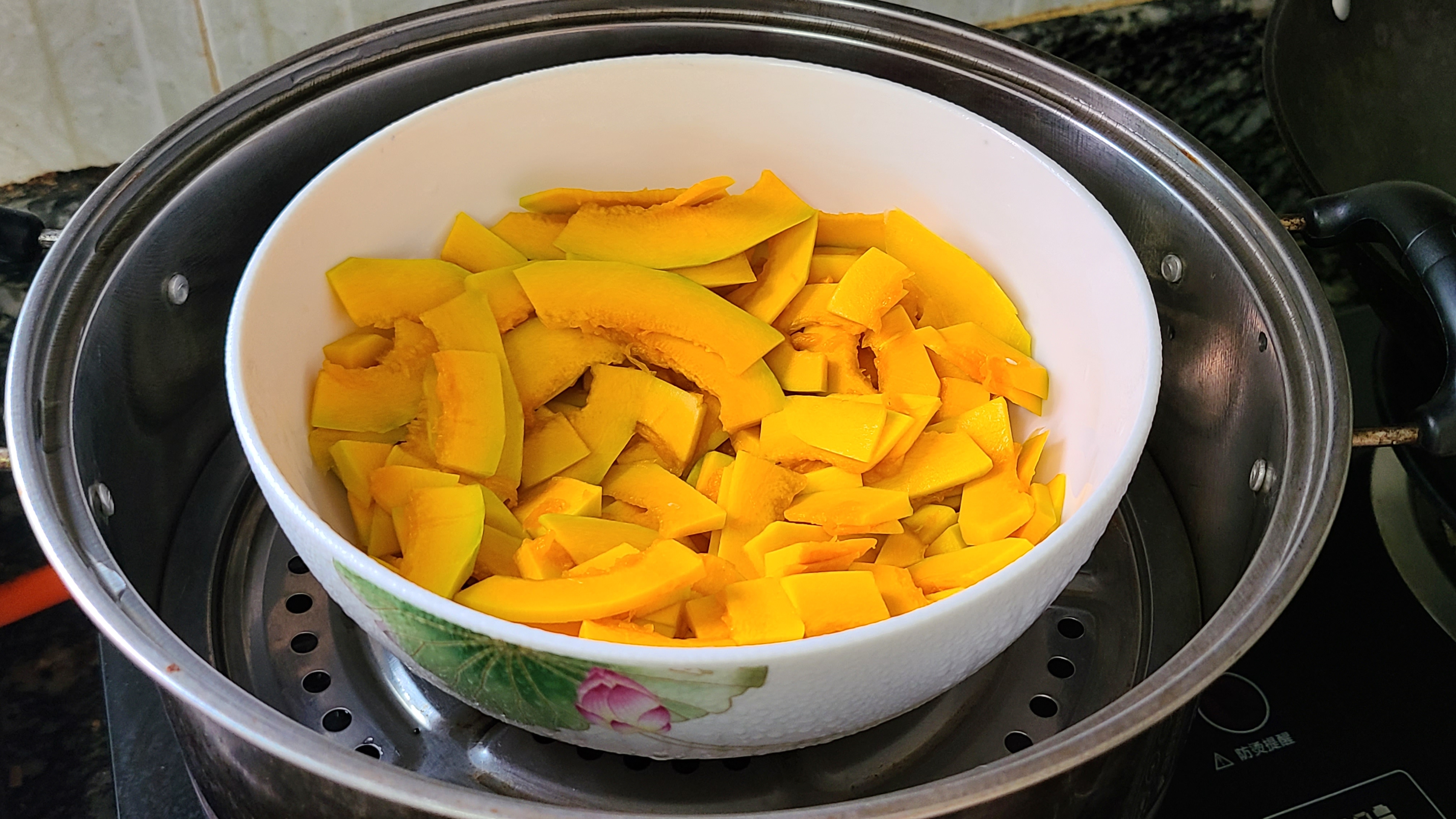 冬天广东正宗粤式糖水,广东秋冬糖水怎么做