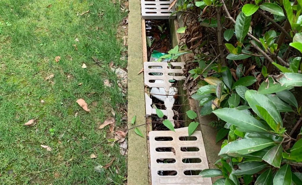 坚决斗争！拒交物业费！镇江这个小区业主还要赶走物业公司