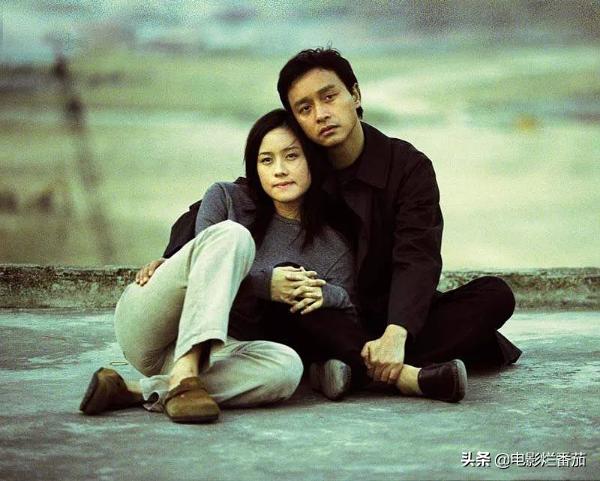 张国荣这一生，不长，刚好够我们“记念”一辈子