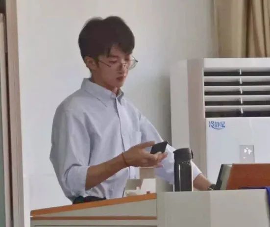 素人帅哥闪照合集,素人帅哥集锦